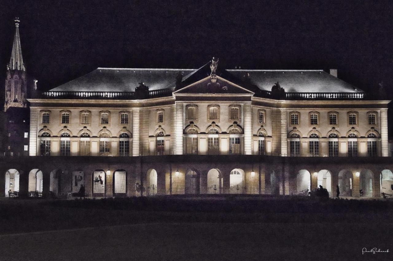 Suite "Comme A Venise" Vue Sur Metz Opera Avec Parking Inclus Bagian luar foto